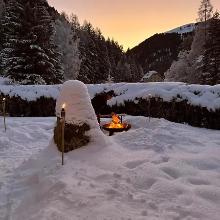 Bernhardiner Apartman *